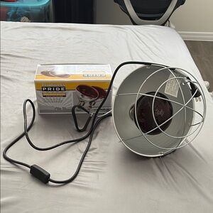 Producer's Pride Heat Lamp with Bulb